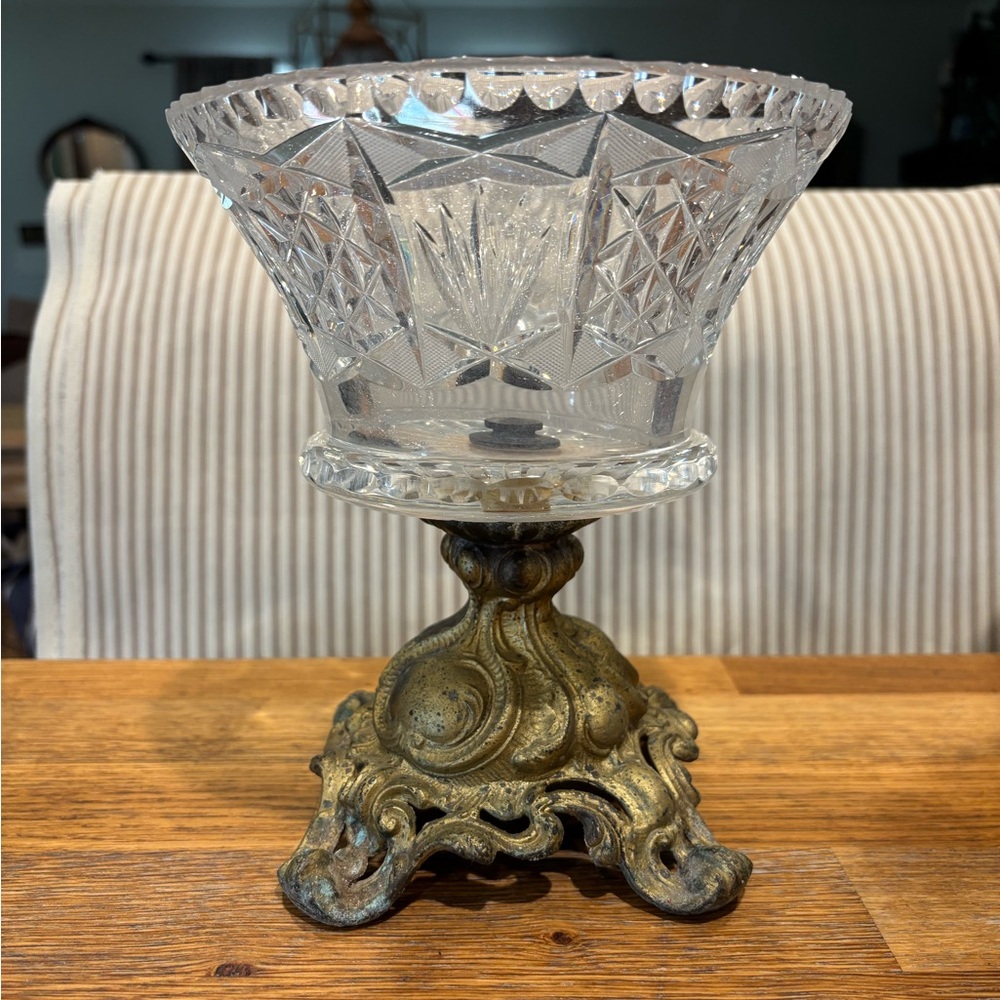 Elegant vintage Crystal and Brass Decorative Bowl